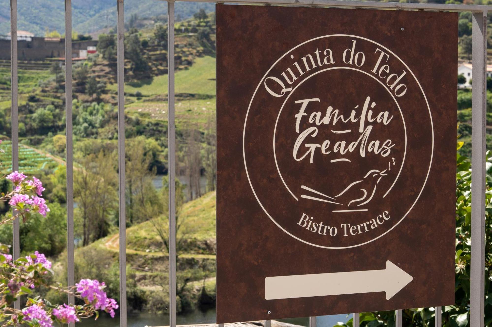 Quinta Do Tedo Bed & Breakfast Folgosa  Exterior photo